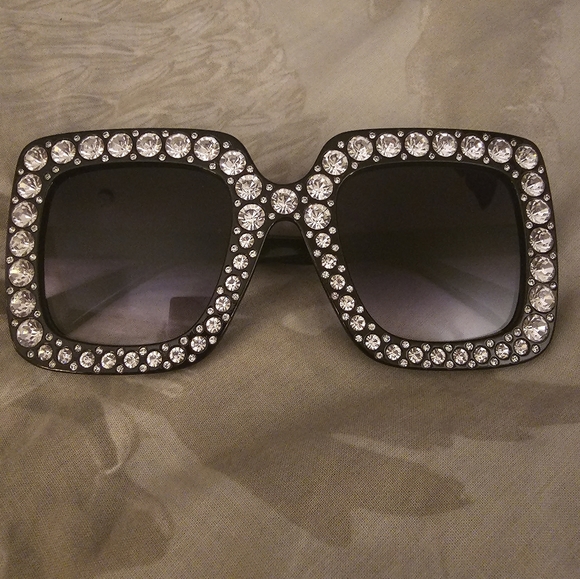 ROYAL GIRL Elton Square Rhinestone Sunglasses Oversized Diamond Bling Bling Used - Picture 1 of 5
